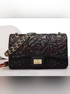 Black Quilted Floral Caviar Leather Chain Shoulder/Crossbody  Bag